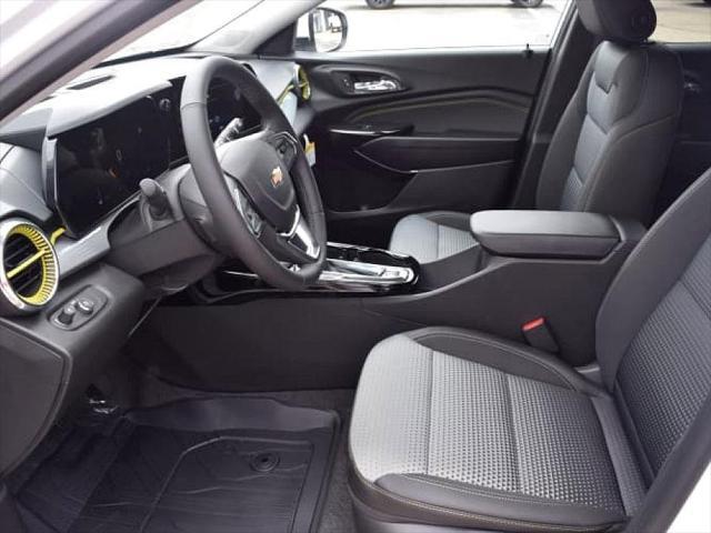 new 2025 Chevrolet Trax car, priced at $26,010
