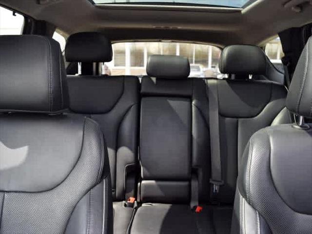 used 2023 Hyundai Santa Fe car, priced at $26,552