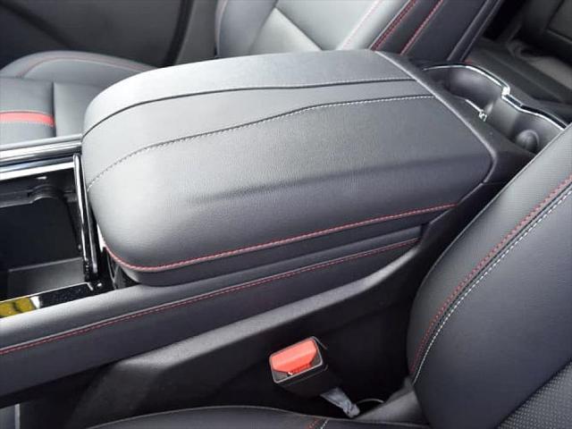 used 2024 Chevrolet Traverse car, priced at $53,874