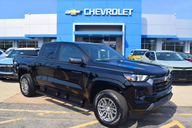 new 2024 Chevrolet Colorado car, priced at $45,530