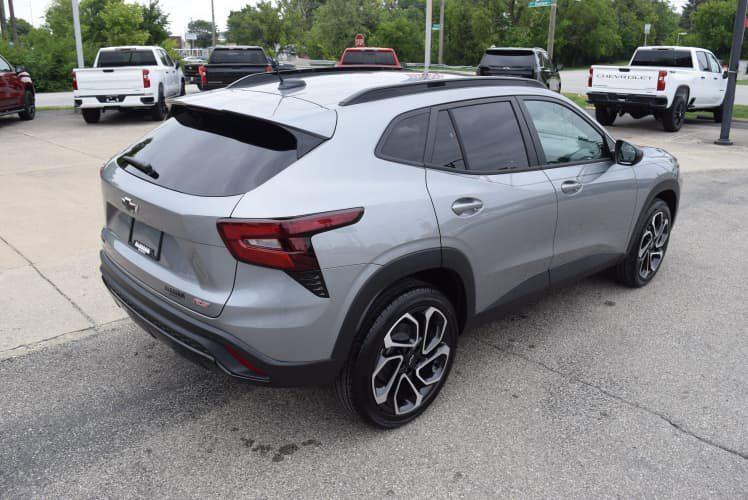 new 2025 Chevrolet Trax car, priced at $26,489