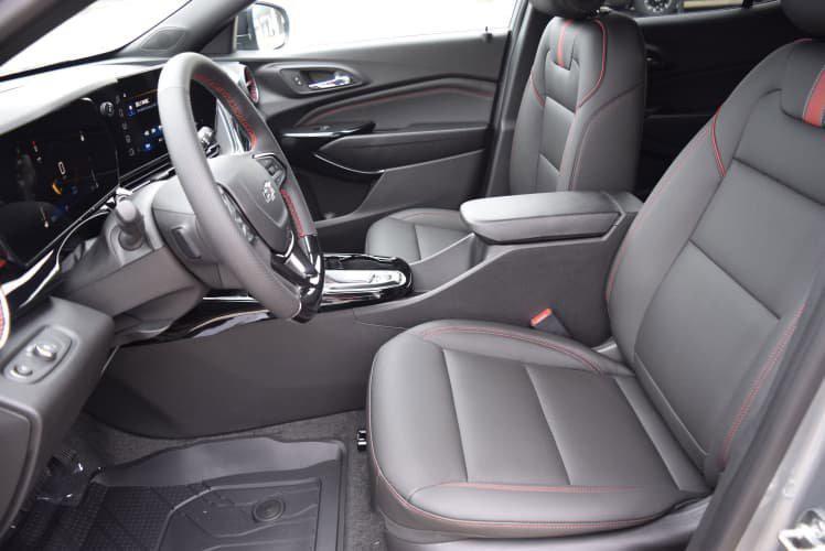 new 2025 Chevrolet Trax car, priced at $26,489