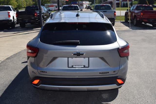 new 2025 Chevrolet Trax car, priced at $25,485