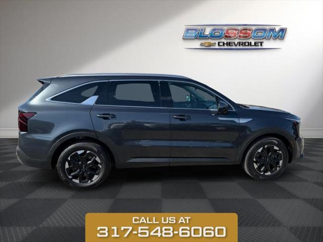 used 2024 Kia Sorento car, priced at $29,972