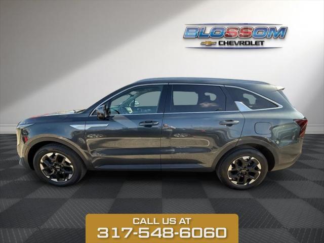 used 2024 Kia Sorento car, priced at $29,972