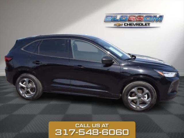 used 2023 Ford Escape car, priced at $24,827