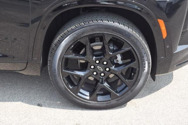 used 2024 Chevrolet Traverse car, priced at $55,395