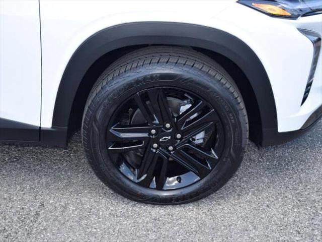 new 2025 Chevrolet Trax car, priced at $26,840