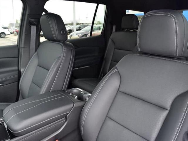 new 2025 Chevrolet Traverse car, priced at $46,230