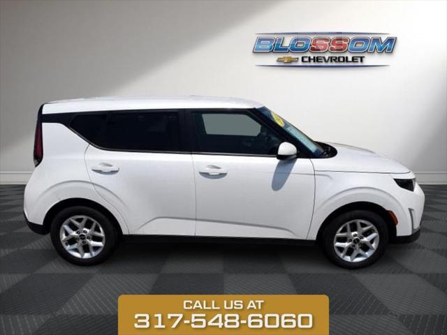 used 2023 Kia Soul car, priced at $18,098