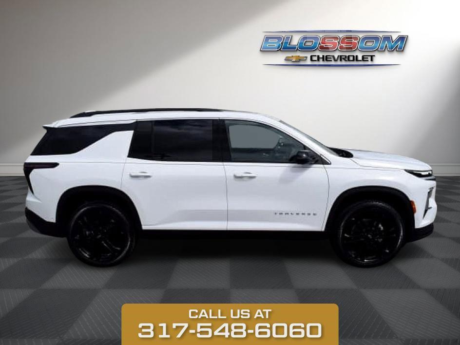 new 2026 Chevrolet Traverse car, priced at $53,325