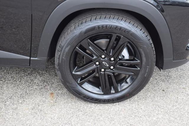 new 2025 Chevrolet Trax car, priced at $27,850