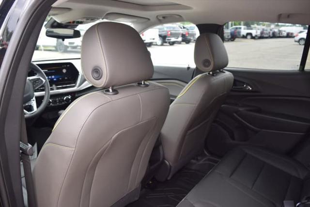 new 2025 Chevrolet Trax car, priced at $27,850