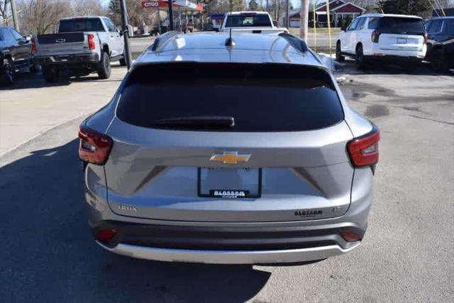 used 2025 Chevrolet Trax car, priced at $25,817