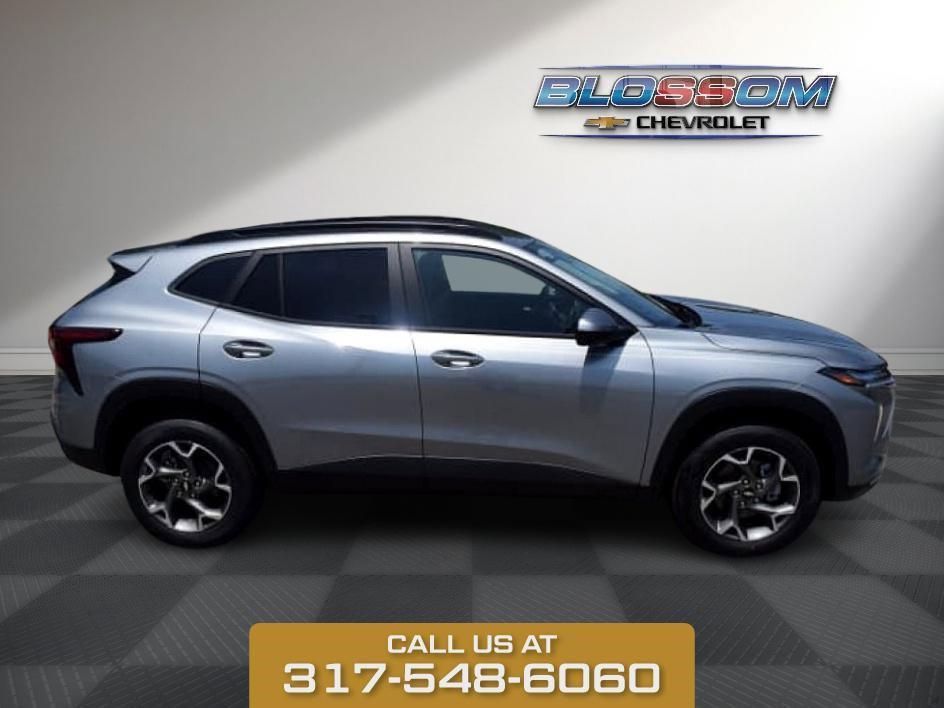 new 2025 Chevrolet Trax car, priced at $26,025