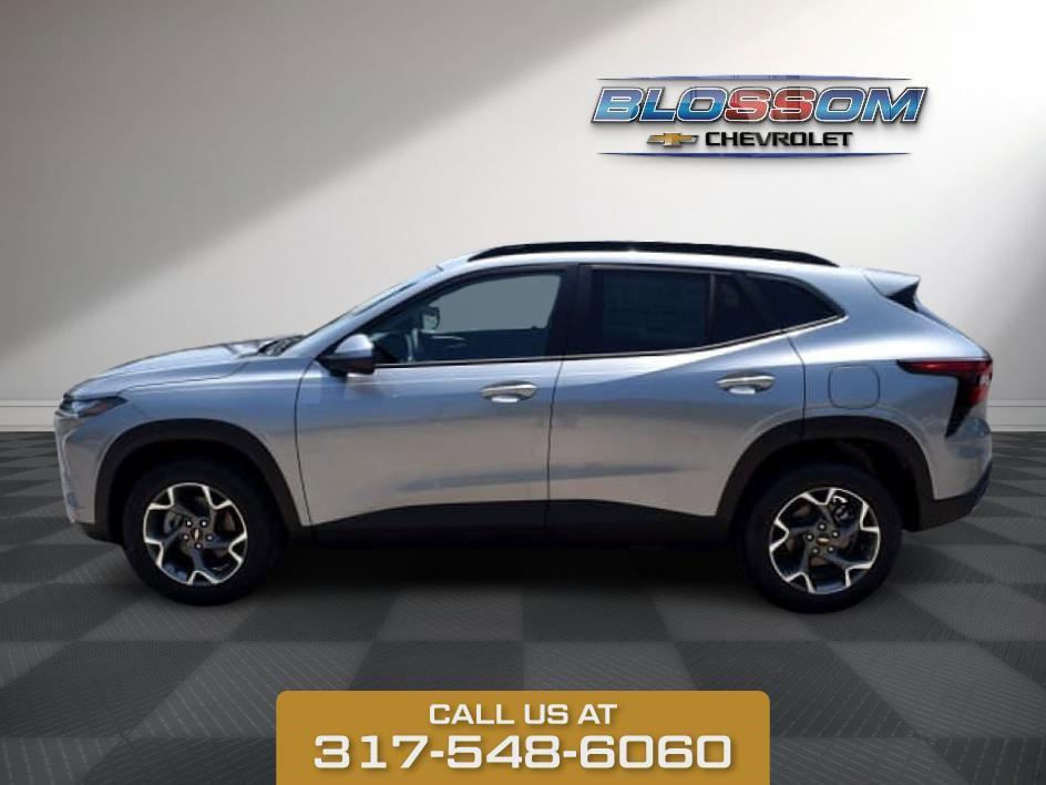 new 2025 Chevrolet Trax car, priced at $26,025