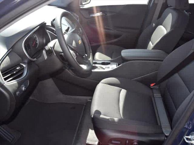 new 2025 Chevrolet Malibu car, priced at $31,240