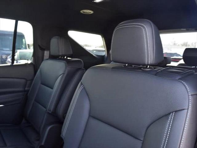 new 2025 Chevrolet Traverse car, priced at $44,859