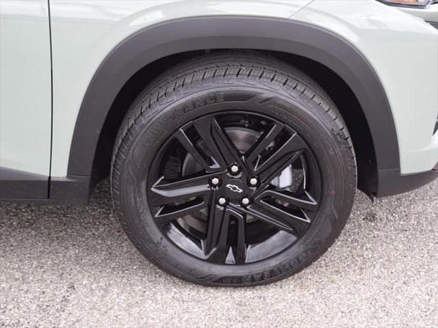 new 2025 Chevrolet Trax car, priced at $26,940
