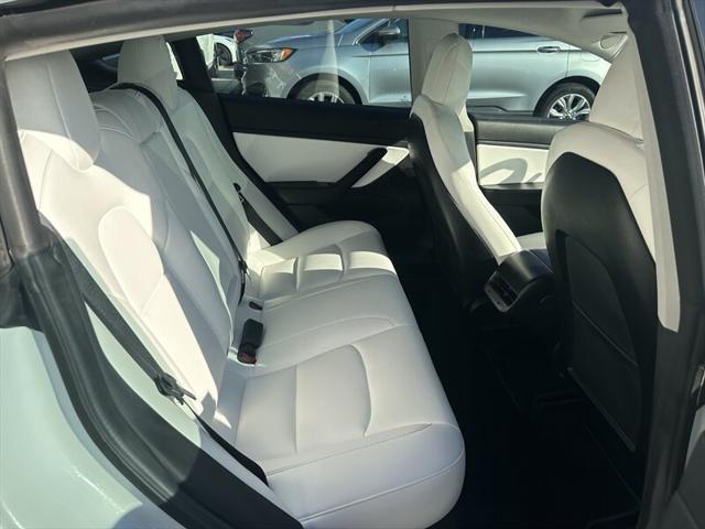 used 2019 Tesla Model 3 car