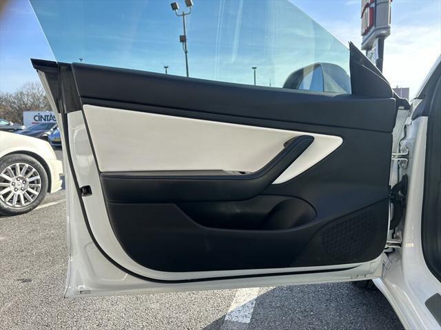 used 2019 Tesla Model 3 car