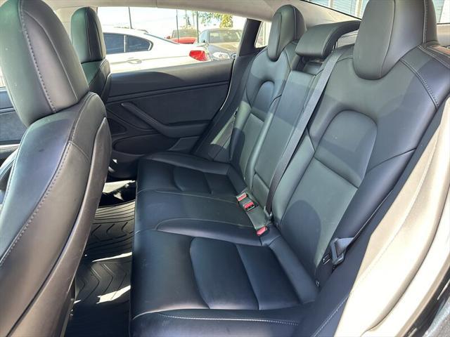 used 2018 Tesla Model 3 car