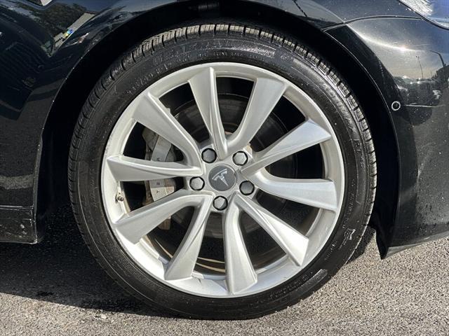 used 2018 Tesla Model 3 car