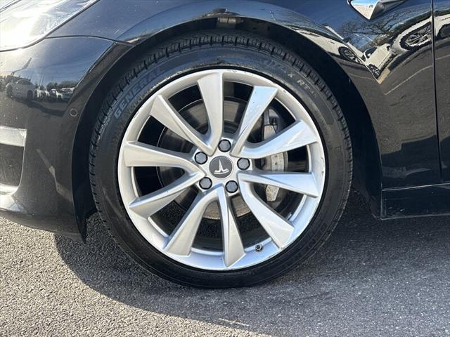 used 2018 Tesla Model 3 car