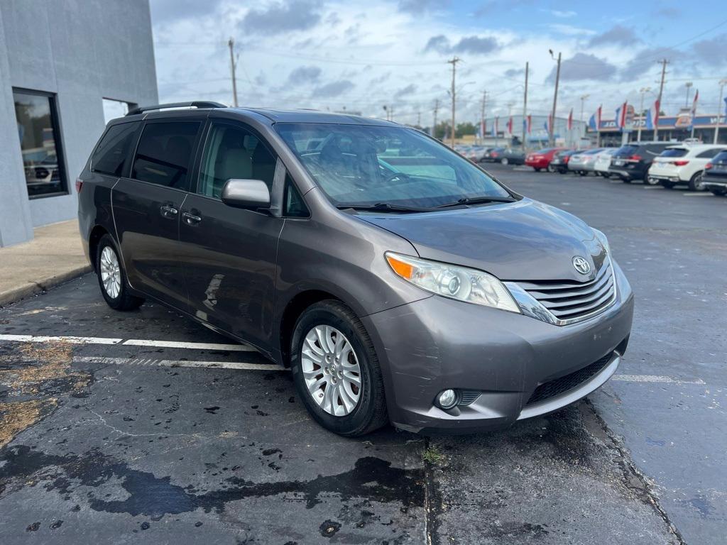 used 2016 Toyota Sienna car, priced at $22,900