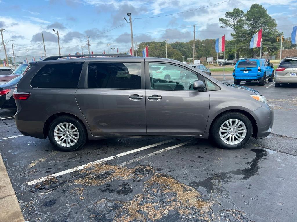 used 2016 Toyota Sienna car, priced at $22,900