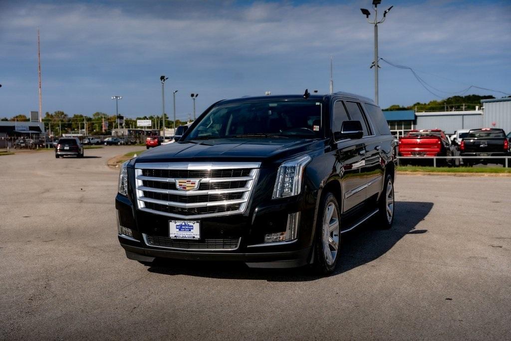 used 2020 Cadillac Escalade ESV car, priced at $34,547