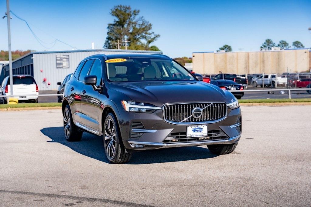 used 2022 Volvo XC60 car, priced at $35,172