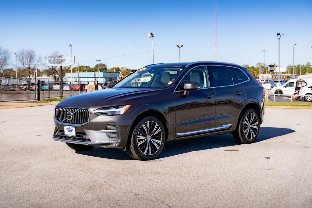 used 2022 Volvo XC60 car, priced at $35,172