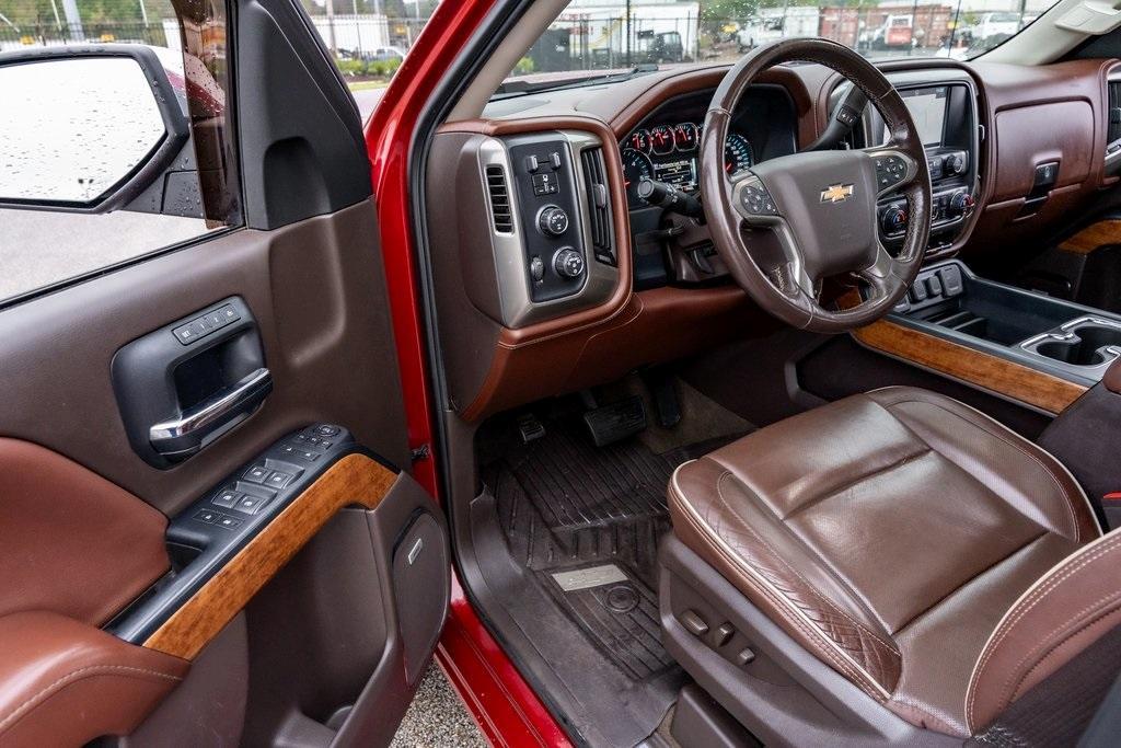 used 2018 Chevrolet Silverado 1500 car, priced at $32,390