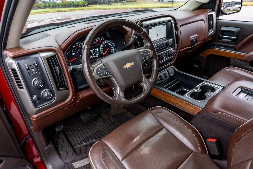 used 2018 Chevrolet Silverado 1500 car, priced at $32,390