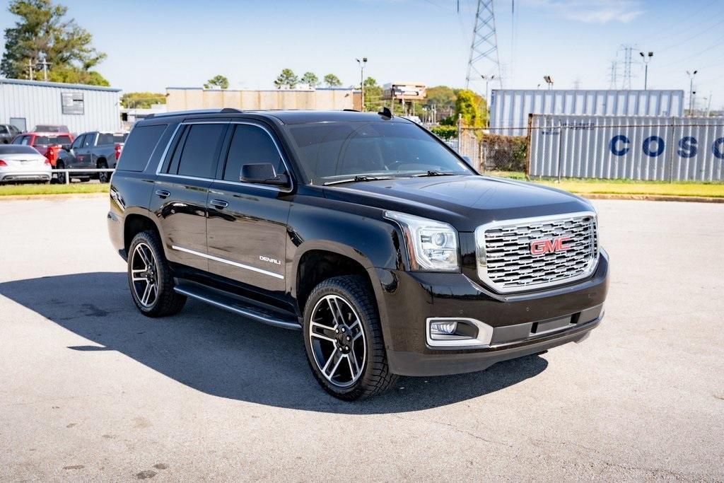 used 2018 GMC Yukon car, priced at $35,384