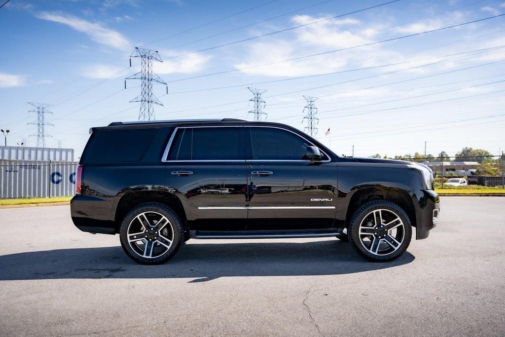 used 2018 GMC Yukon car, priced at $35,384