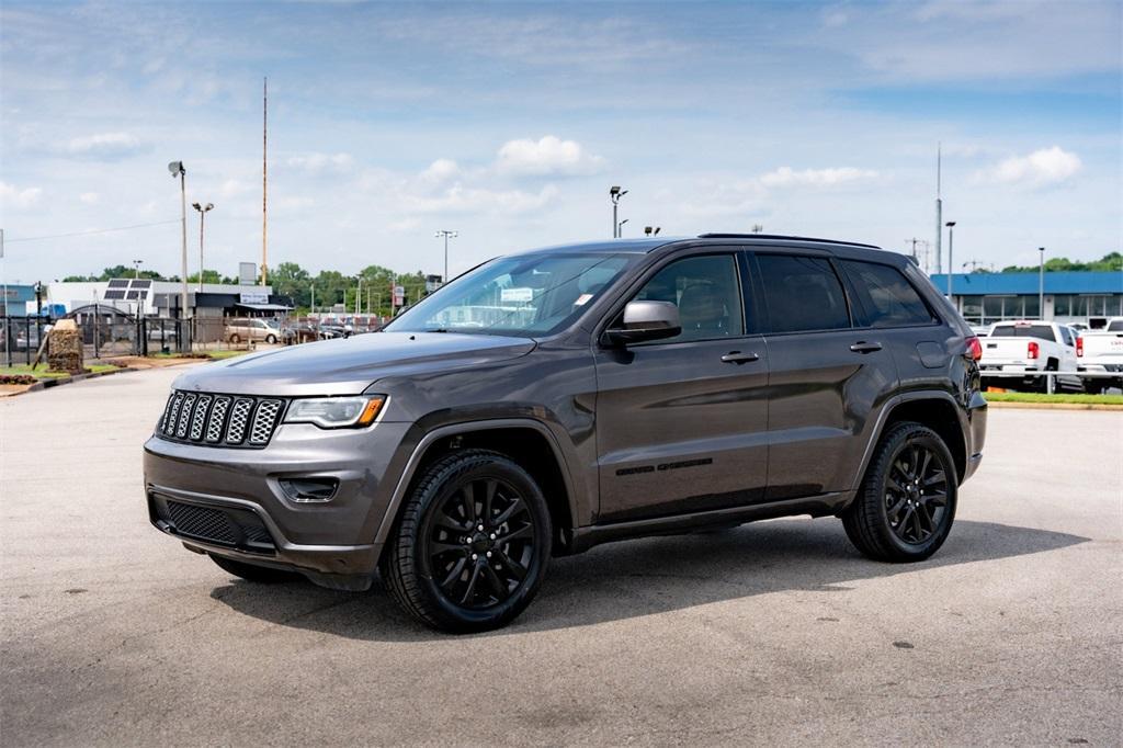 used 2020 Jeep Grand Cherokee car, priced at $28,112