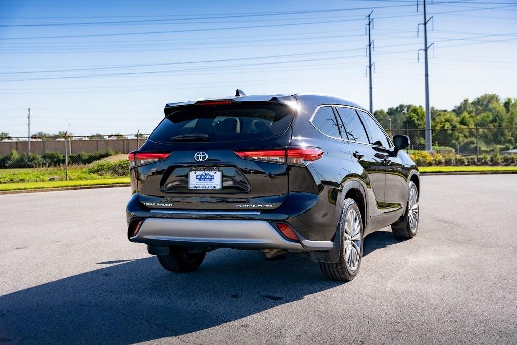 used 2021 Toyota Highlander car, priced at $35,040