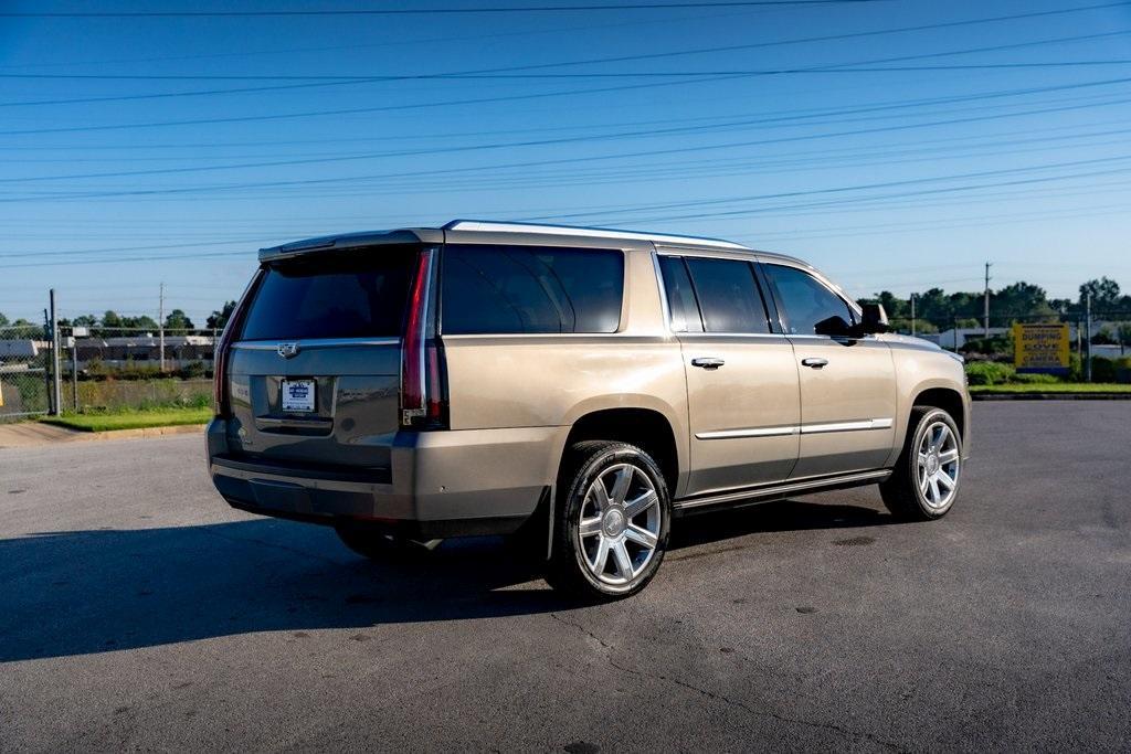 used 2018 Cadillac Escalade ESV car, priced at $30,920