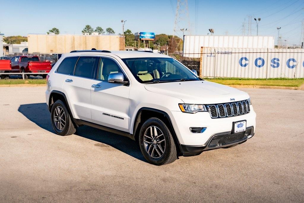 used 2017 Jeep Grand Cherokee car, priced at $18,598