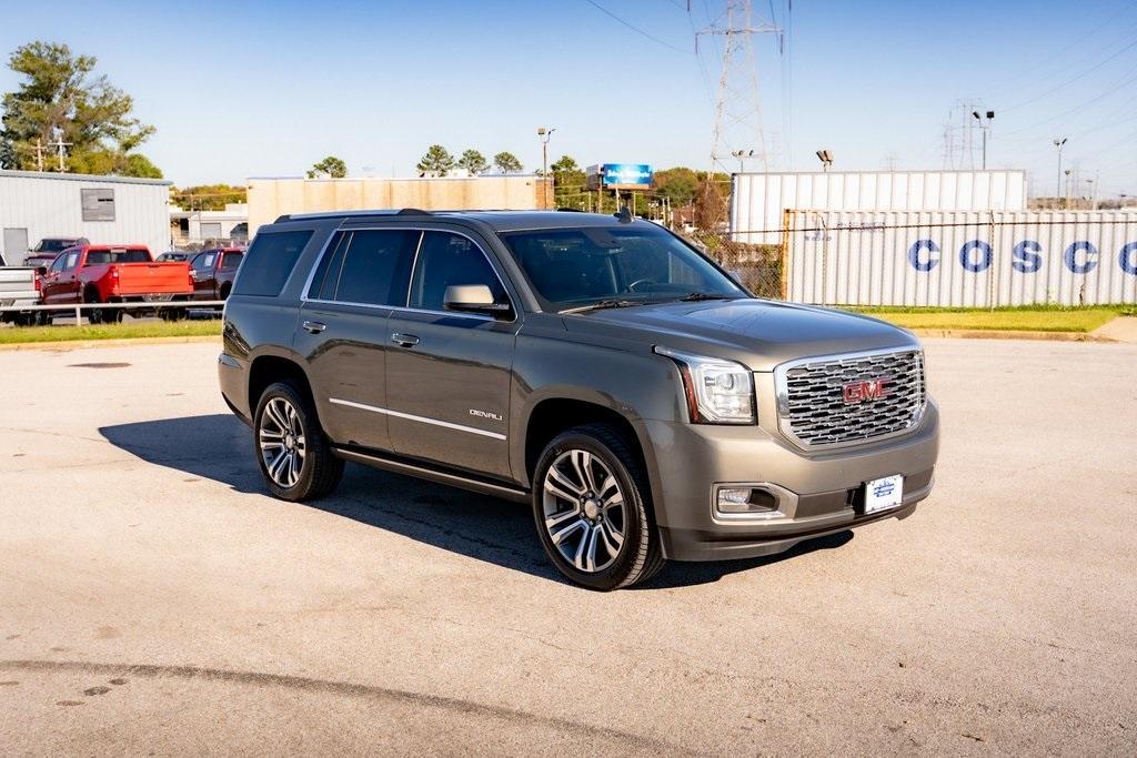 used 2018 GMC Yukon car, priced at $33,231