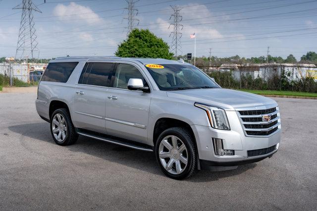 used 2018 Cadillac Escalade ESV car, priced at $31,750