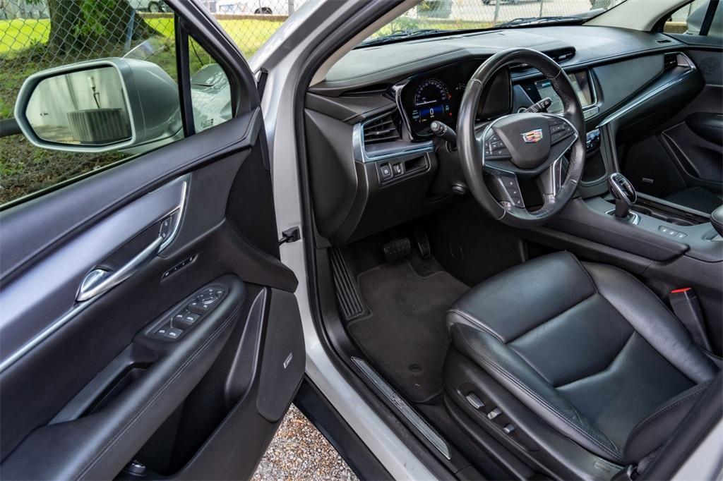 used 2019 Cadillac XT5 car, priced at $24,271