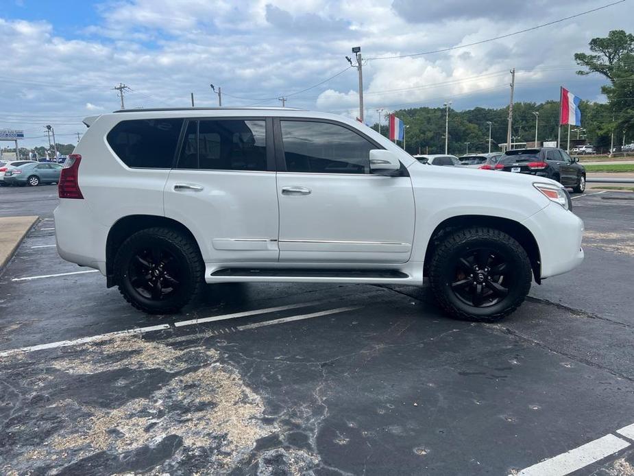 used 2013 Lexus GX 460 car, priced at $17,900