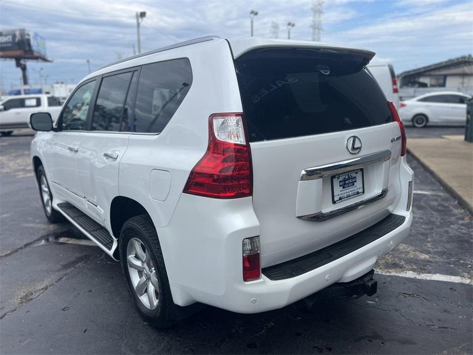 used 2013 Lexus GX 460 car, priced at $18,900