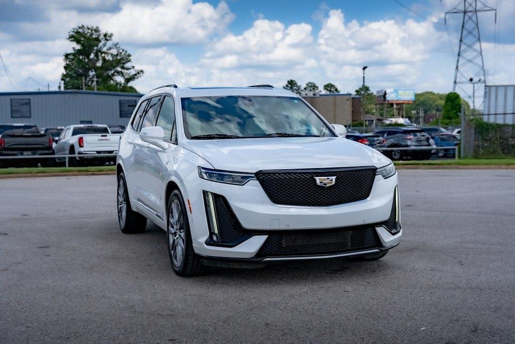 used 2020 Cadillac XT6 car, priced at $28,752