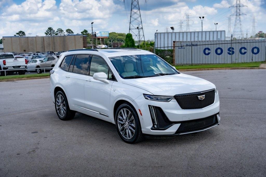 used 2020 Cadillac XT6 car, priced at $28,752