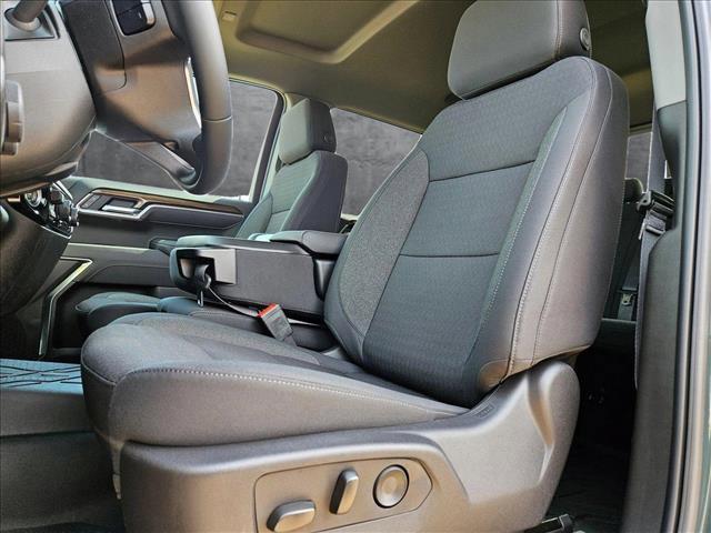new 2025 Chevrolet Silverado 1500 car, priced at $46,998