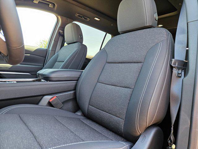 new 2026 Chevrolet Traverse car, priced at $43,480